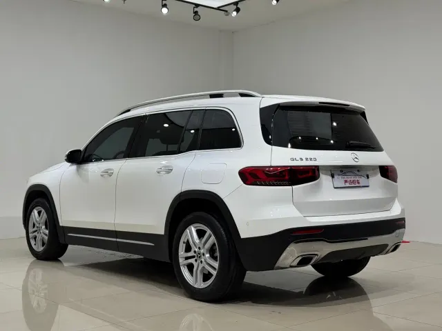 Mercedes-Benz GLB-Class — Фото автомобиля 4