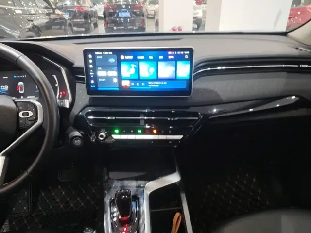 Haval Chitu — Фото автомобиля 8