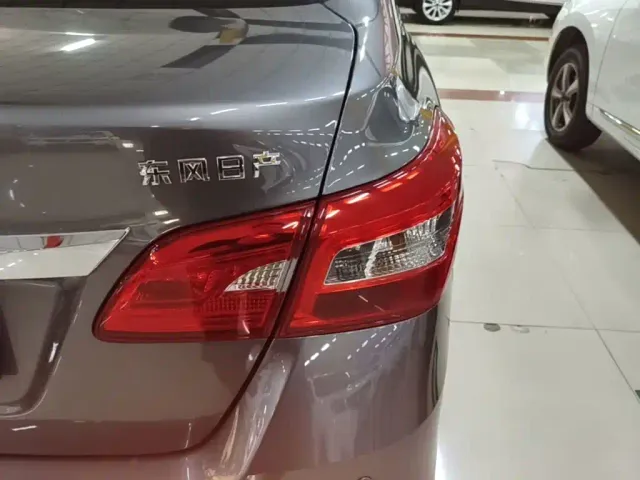 Nissan Sylphy — Фото автомобиля 7