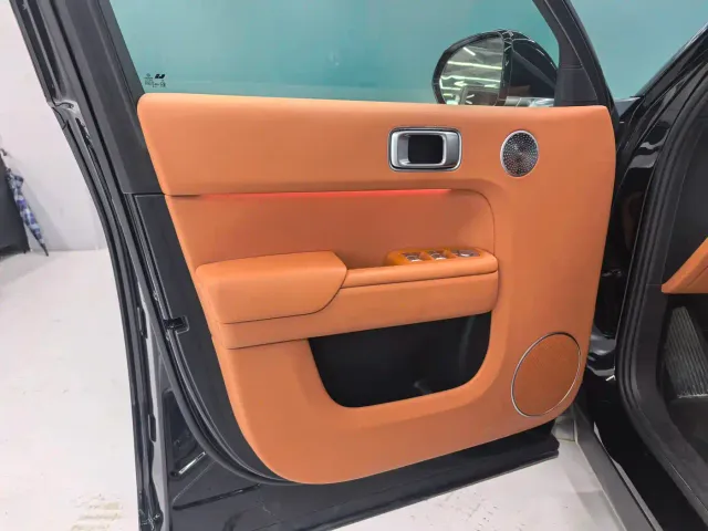 Li Auto L7 — Фото автомобиля 9