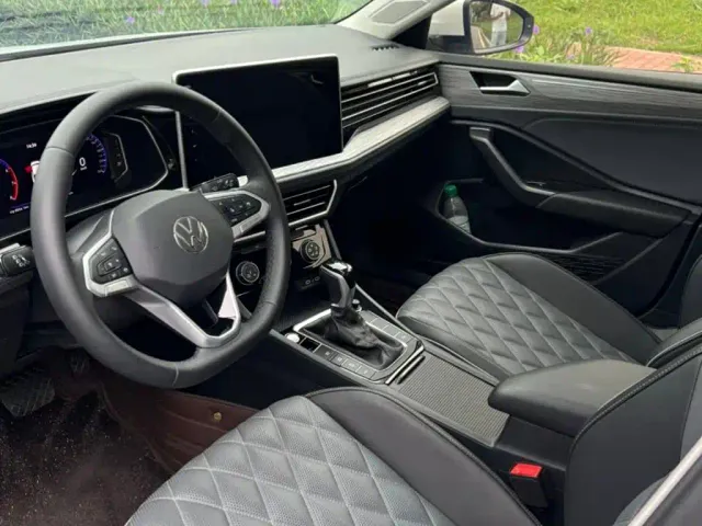 Volkswagen Sagitar — Фото автомобиля 7