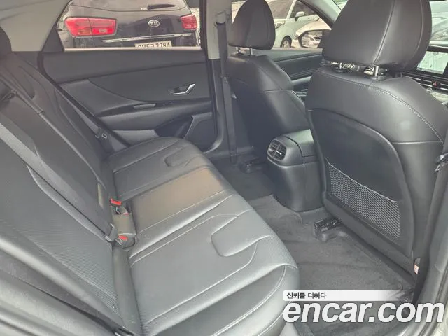 Hyundai AVANTE Avante (CN7) — Фото автомобиля 11