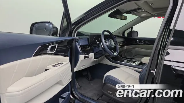 Kia Carnival — Фото автомобиля 15