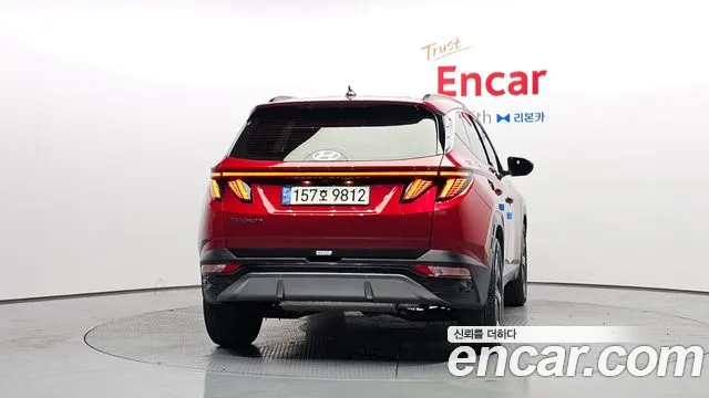 Hyundai Tucson Tucson (NX4) Бензин 1.6 турбо 2WD — Фото автомобиля 4