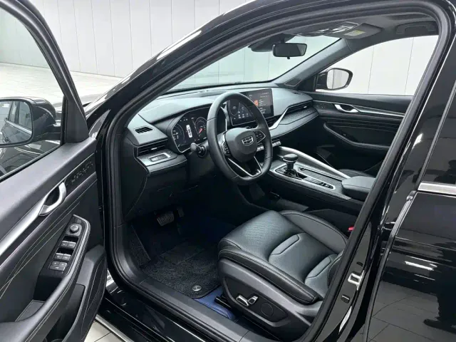 Geely Xingrui — Фото автомобиля 5