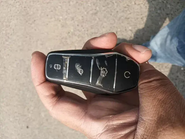 BYD Yuan Pro — Фото автомобиля 8