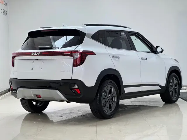 Kia Seltos — Фото автомобиля 4