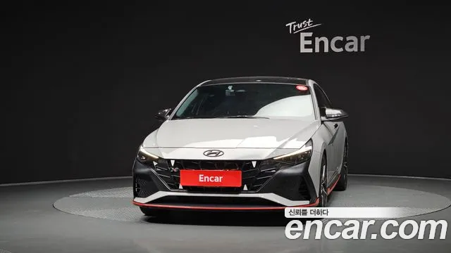 Hyundai AVANTE — Фото автомобиля 3