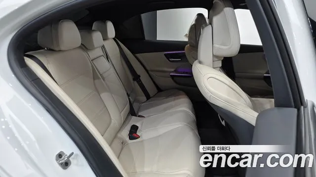 Mercedes-Benz C-Class — Фото автомобиля 11