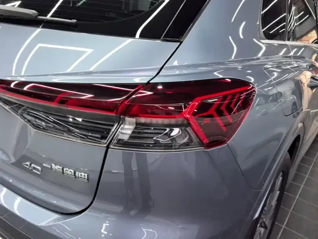 Audi Q4 e-tron — Фото автомобиля 7