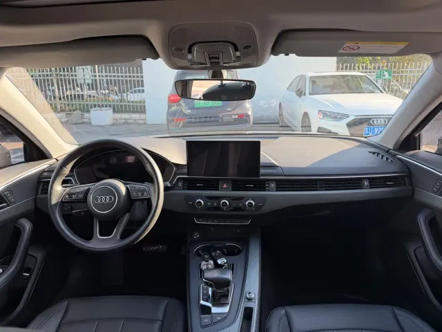Audi A4L — Фото автомобиля 11