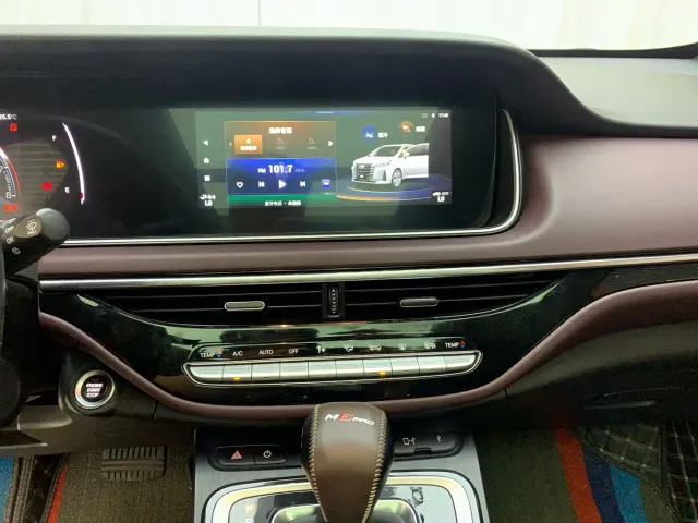 GAC Trumpchi M6 — Фото автомобиля 16