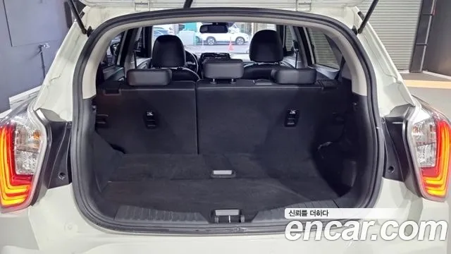 KG_Mobility_Ssangyong TIBOLI Very New Tivoli Бензин 1.5 2WD — Фото автомобиля 12