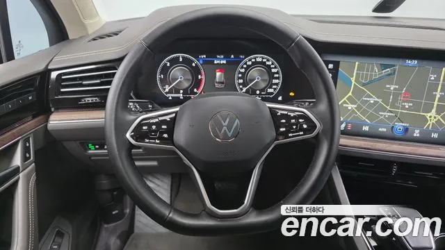 Volkswagen Touareg Touareg 3 поколение 3.0 TDI Prestige — Фото автомобиля 13
