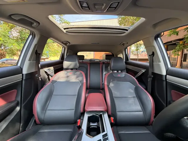 Geely Binyue — Фото автомобиля 10