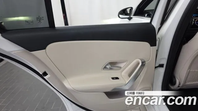 Mercedes-Benz A-Class W177 — Фото автомобиля 14