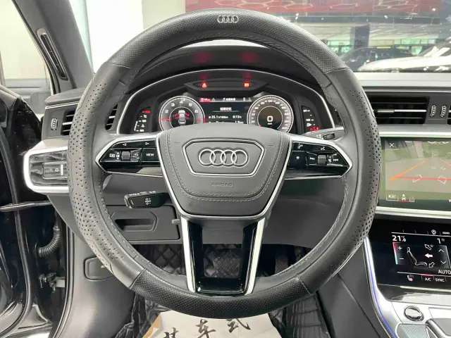 Audi A6L — Фото автомобиля 19