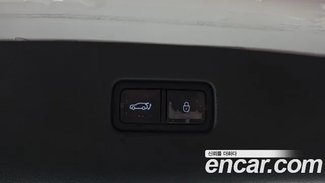 Genesis GV80 — Фото автомобиля 22