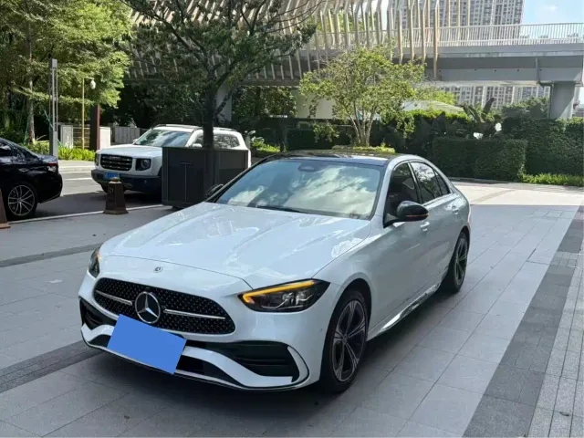 Mercedes-Benz C-Class — Фото автомобиля 3