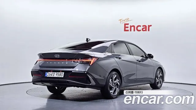 Hyundai AVANTE Новый Avante (CN7) — Фото автомобиля 2