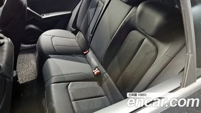 Audi Q2 35 TDI Premium — Фото автомобиля 27