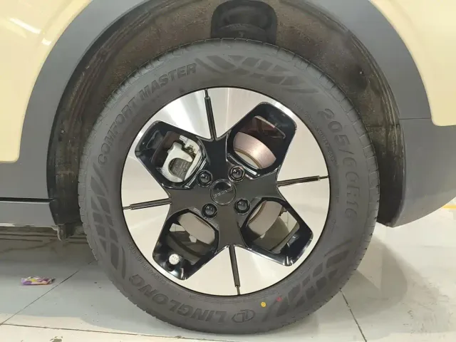 Geely Starry Wish — Фото автомобиля 15