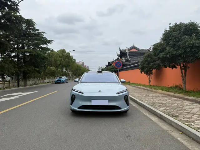 Nio ET5 — Фото автомобиля 2