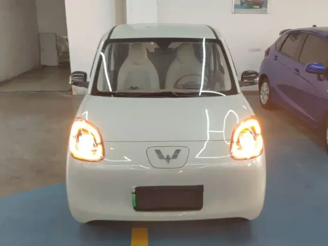 Wuling Hongguang Mini EV — Фото автомобиля 2