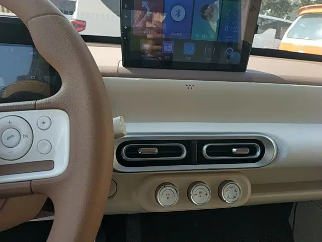 Wuling Hongguang Mini EV — Фото автомобиля 12