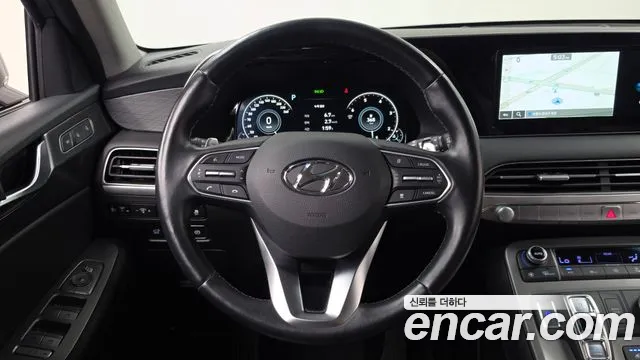 Hyundai Palisade Palisade Дизель 2.2 2WD — Фото автомобиля 13