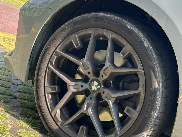 BMW 3 Series — Фото автомобиля 11