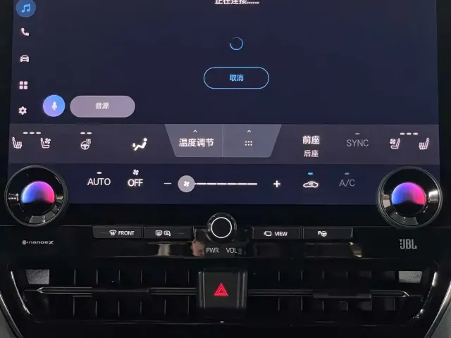 Toyota Alphard — Фото автомобиля 8