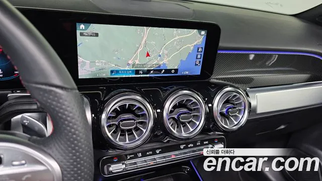 Mercedes-Benz GLB-Class — Фото автомобиля 14