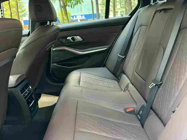 BMW 3 Series — Фото автомобиля 10