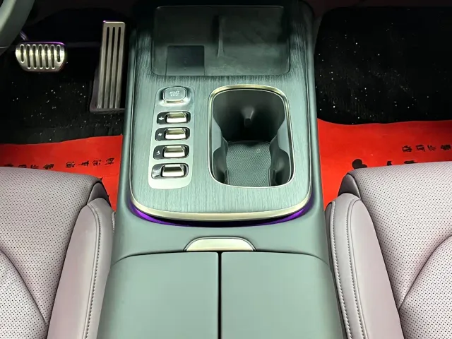 Xiaomi SU7 — Фото автомобиля 26