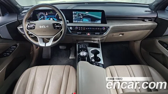 Kia K8 — Фото автомобиля 7