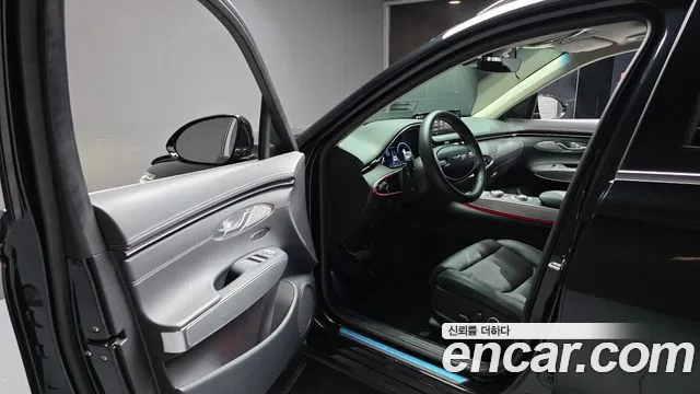 Genesis GV70 2.5T Бензин AWD — Фото автомобиля 7