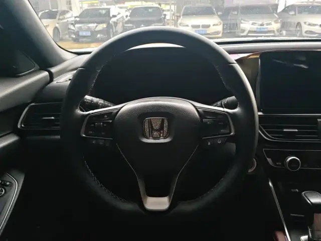 Honda Inspire 2022 260TURBO Premium Joy Edition — Фото автомобиля 15