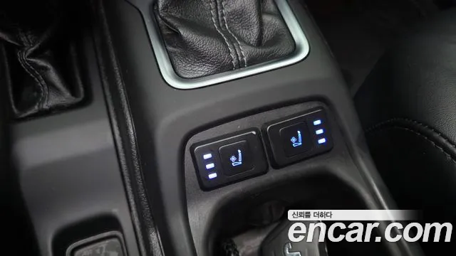 Jeep Wrangler — Фото автомобиля 25