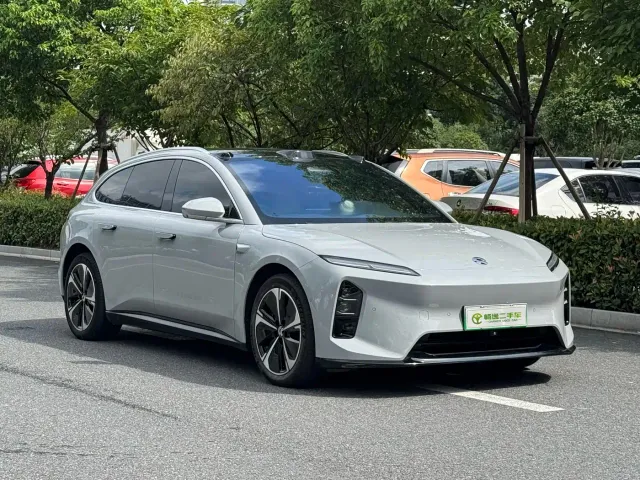 Nio ET5 Touring — Фото автомобиля 12