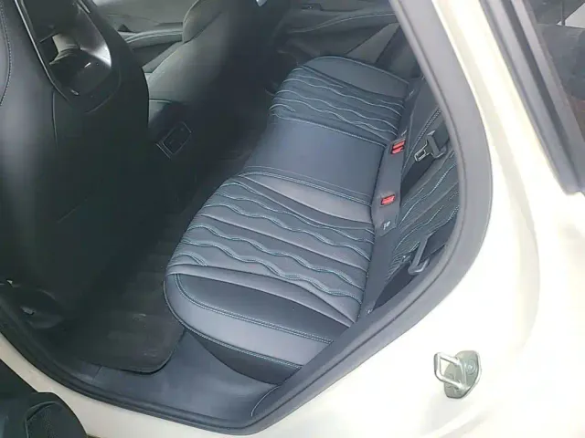 BYD Seal 06 — Фото автомобиля 16