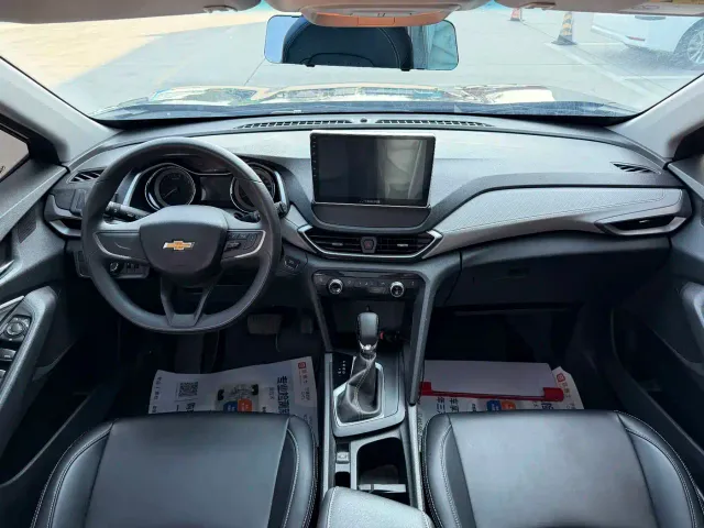 Chevrolet Orlando — Фото автомобиля 8