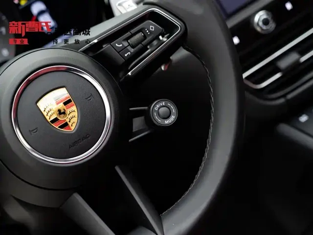 Porsche Macan — Фото автомобиля 22
