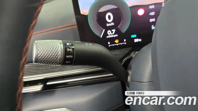 Genesis GV80 — Фото автомобиля 21
