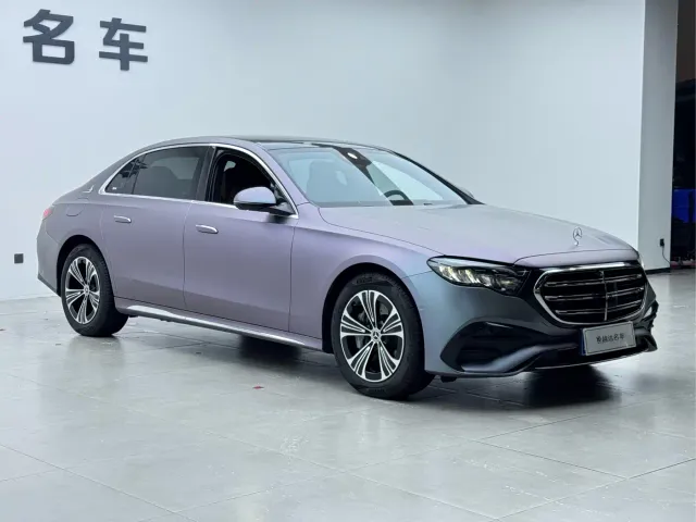 Mercedes-Benz E-Class — Фото автомобиля 5