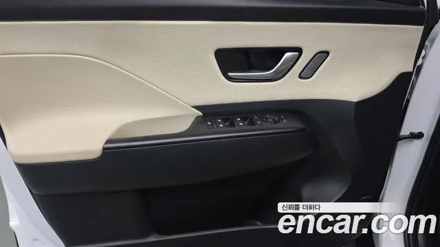 Hyundai Kona — Фото автомобиля 13