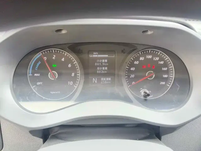 Wuling Yangguang — Фото автомобиля 15