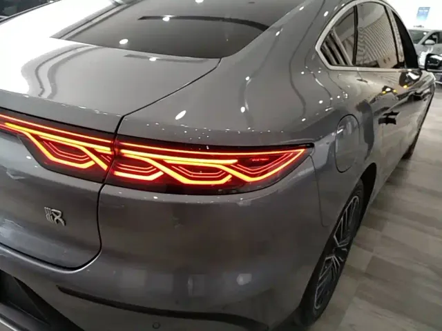 BYD Han — Фото автомобиля 7