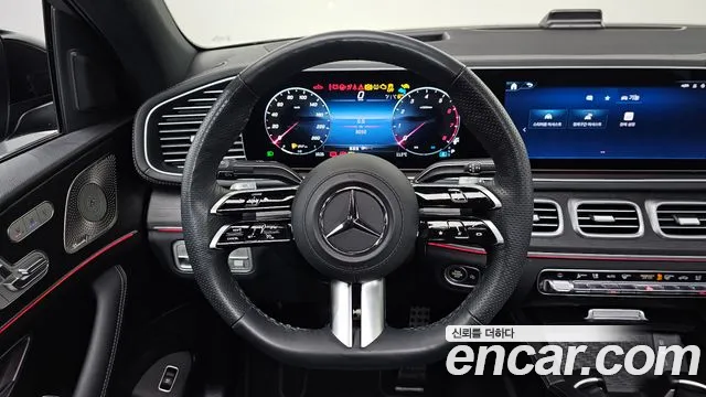 Mercedes-Benz GLE-Class — Фото автомобиля 13