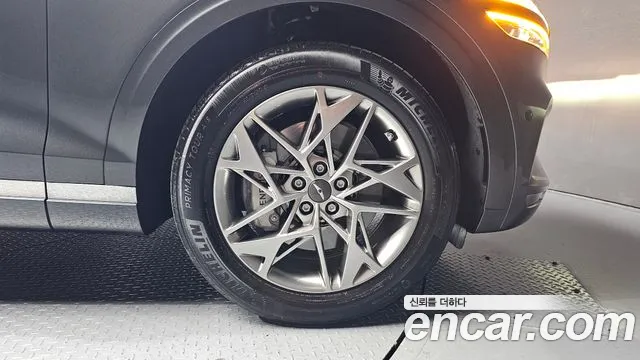 Genesis GV70 — Фото автомобиля 6